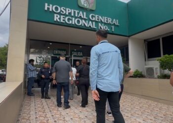 Hospital del IMSS No. 1 en Culiacán opera bajo estrictas medidas de seguridad tras presunto robo de medicamento; usuarios lo comparan con un “penal”