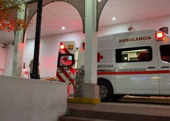 Joven motociclista resulta lesionado tras derrapar en la colonia Rosario Uzárraga de Culiacán