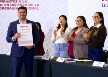 Rodolfo Valenzuela se registra en el proceso interno de Morena rumbo a la gubernatura de Sinaloa en 2027