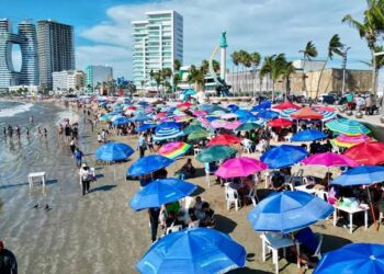Se prevé buena temporada vacacional este verano para Sinaloa, afirma Gobernadora Yeraldine Bonilla