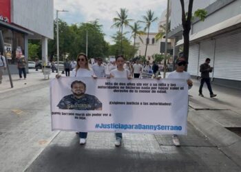 “No vamos a dejar que su muerte quede impune”: familia de trabajador de la UAS marcha para exigir justicia en Culiacán