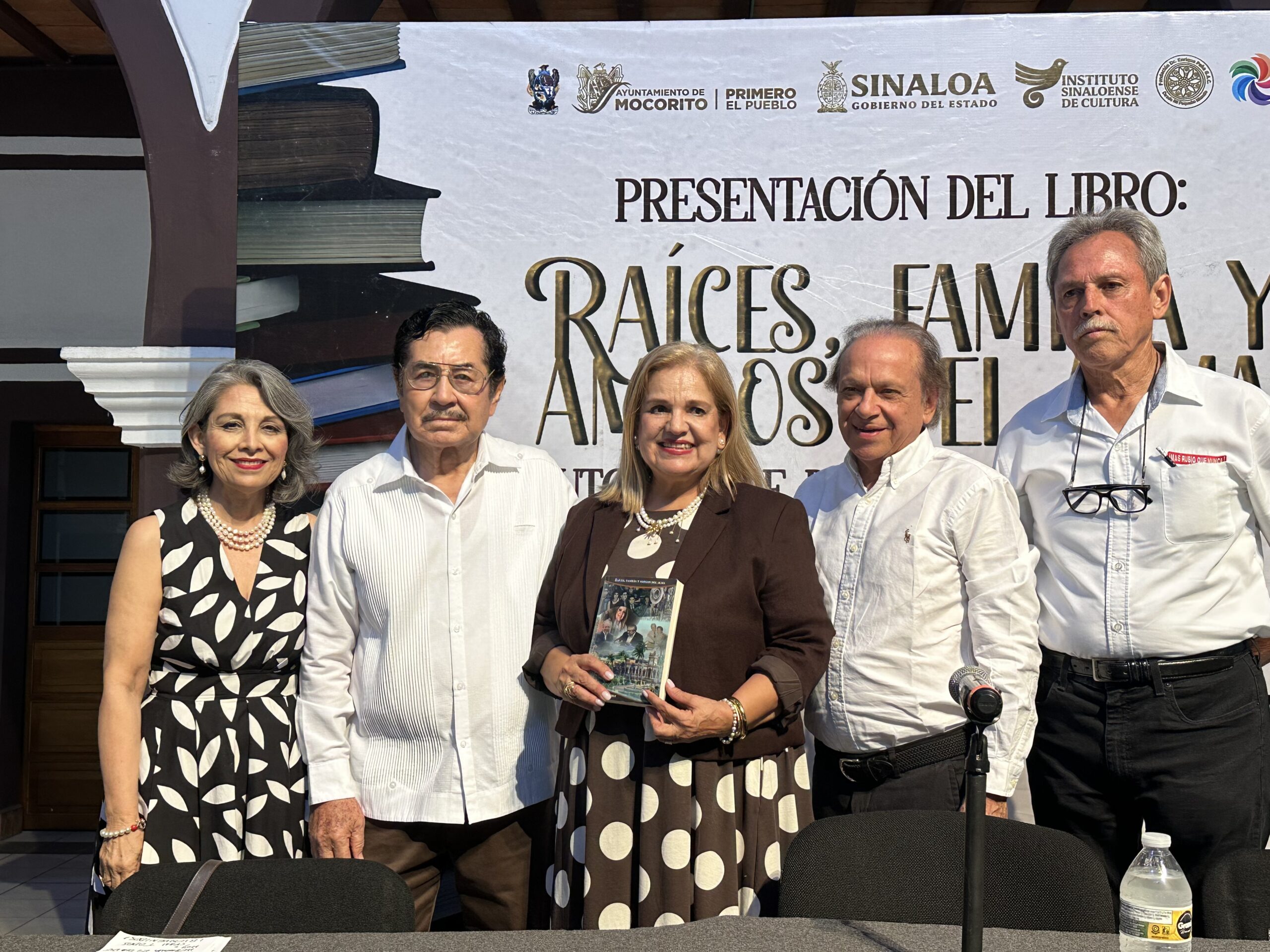 “Las raíces nos enseñaron a trabajar con honestidad y a vivir con valores”: David Rubio Gutiérrez presenta su libro Raíces, Familia y Amigos del Alma