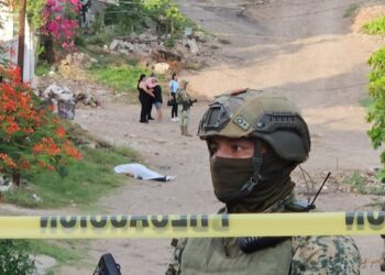 Persiguen y asesinan a balazos a Rodrigo Ernesto en la colonia Lázaro Cárdenas