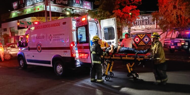 Cuatro heridos, dos de gravedad, deja fuerte choque en el Centro de Culiacán
