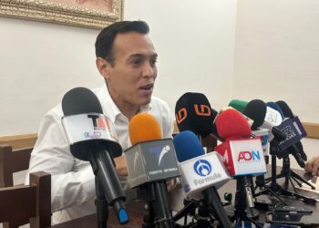 “Que nos pasen báscula a todos”: Jesús Ibarra pide evaluar a los 13 aspirantes de Morena rumbo a la gubernatura de Sinaloa