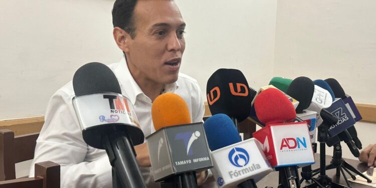 “Que nos pasen báscula a todos”: Jesús Ibarra pide evaluar a los 13 aspirantes de Morena rumbo a la gubernatura de Sinaloa
