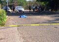 Encuentran a hombre asesinado a balazos en la entrada del poblado Los Arredondo, en Navolato