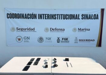 Durante una nueva revisión, el Grupo Interinstitucional asegura teléfonos celulares, cargadores y objetos punzocortantes en el Centro Penitenciario de Aguaruto
