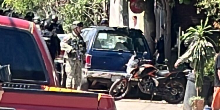 Atacan a balazos a hombre mientras visitaba a una amiga en la colonia Vicente Lombardo Toledano