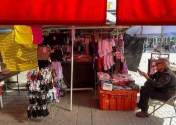 Canaco Culiacán propone reubicar a vendedores ambulantes para evitar competencia deslea