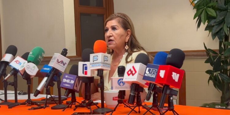 Teresa Guerra minimiza encuesta que favorece a Imelda Castro y afirma: “La yegua que alcanza gana”