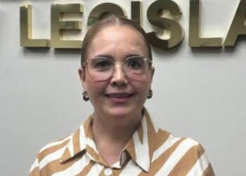 Teresa Guerra reprocha que Elizabeth Montoya no se deslinde sobre el uso de escoltas en bar de Culiacán