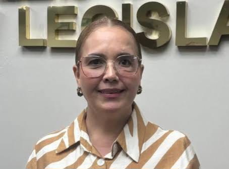 Teresa Guerra reprocha que Elizabeth Montoya no se deslinde sobre el uso de escoltas en bar de Culiacán