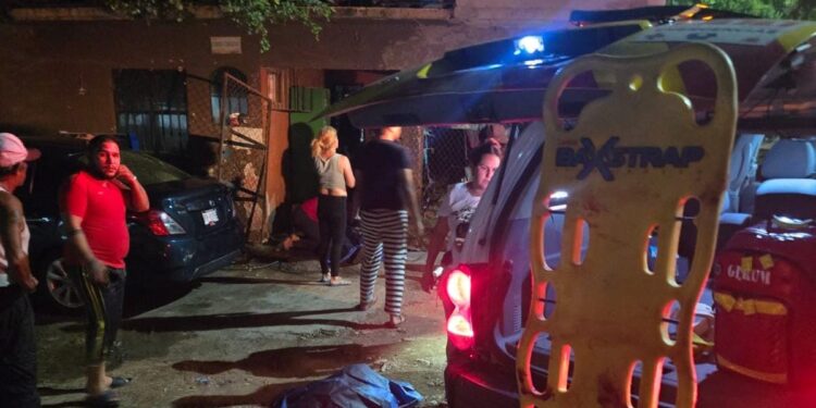 Dos jóvenes son asesinados a balazos frente a una vivienda en la colonia Buenos Aires de Culiacán