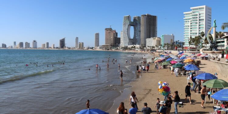 Sinaloa proyecta un verano dinámico: se prevé hasta un 80% de ocupación hotelera en Mazatlán