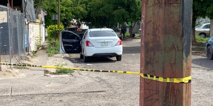 Muere joven tras ataque armado en Urbivillas del Prado, al norte de Culiacán