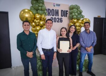 Concluyen 40 estudiantes su pasantía en el Sistema DIF Bienestar Culiacán, fortaleciendo la atención a las familias