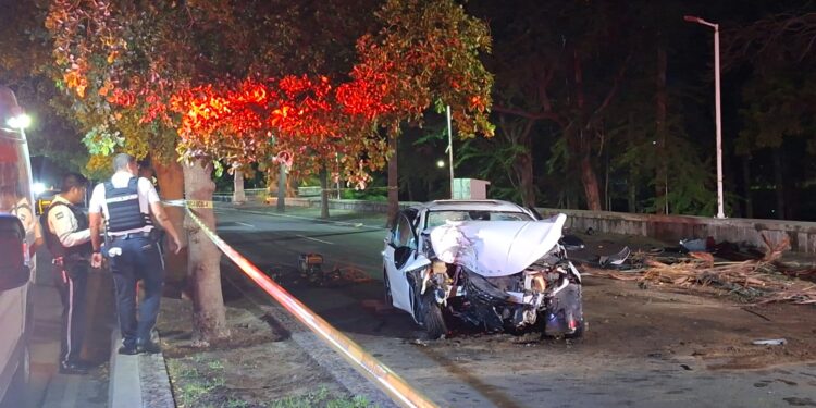 Muere hombre tras quedar prensado en aparatoso accidente sobre el Malecón Viejo de Culiacán