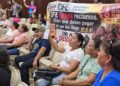 Con medidores en mano, familias toman el Congreso de Sinaloa por recibos de luz de hasta 100 mil pesos