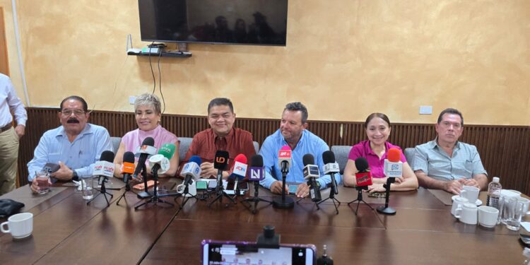 CORE33 retoma iniciativa de Ley de Procedimiento Administrativo para Sinaloa