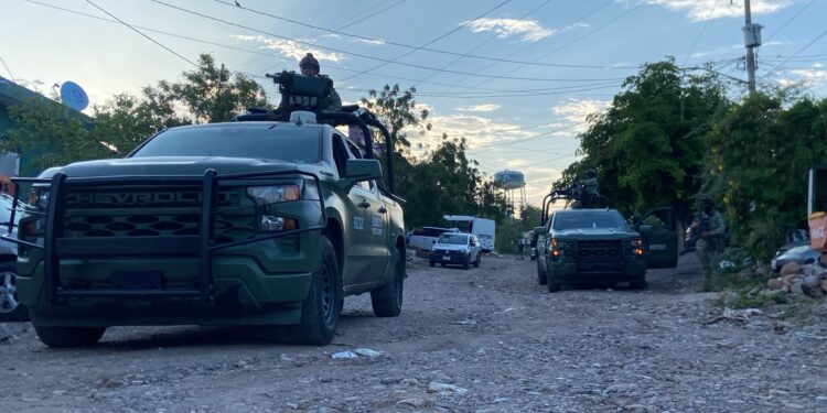 Asesinan a balazos a un joven mientras jugaba baraja en la colonia Proyecto Alfa, al sur de Culiacán