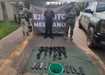 Tras atender una denuncia ciudadana que derivó en una persecución, se detuvo a dos civiles