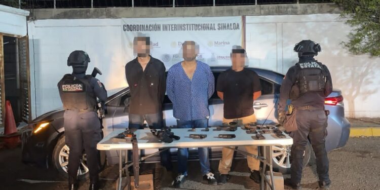 Derivado de un reporte al 9-1-1, el Grupo Interinstitucional detuvo a 3 civiles armados 