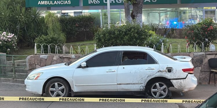 Hombre baleado llegó por sus propios medios al IMSS de Culiacán escoltado por policías estatales