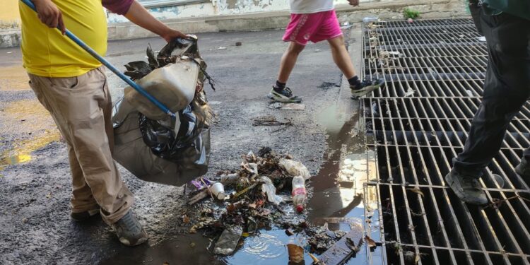 Mantiene Ayuntamiento limpieza de infraestructura pluvial tras las recientes lluvias