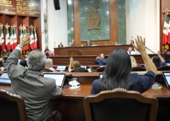 Ni WhatsApp, fotos ni redes sociales: así será el uso del celular en las escuelas de Sinaloa