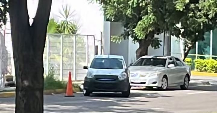 Asesinan a balazos a un hombre cuando conducía sobre el bulevar Eldorado, en Las Quintas