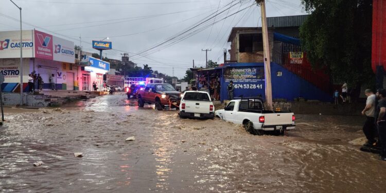 Mantiene Ayuntamiento de Culiacán operativo permanente para atender afectaciones por las lluvias