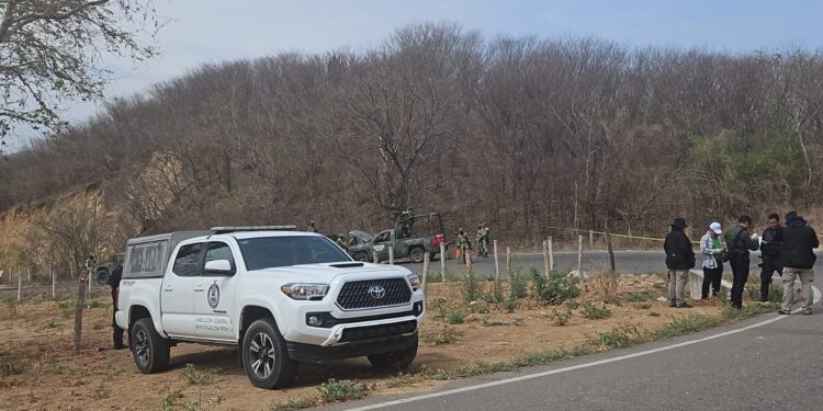 Encuentran a un hombre asesinado y con huellas de tortura en la carretera a Tamazula