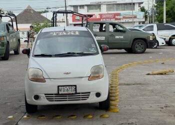 Encuentran asesinado a taxista de 53 años en un terreno baldío de la colonia Jorge Almada