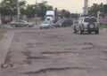 Lluvias dejan baches en calles de Culiacán; Ayuntamiento atiende reportes