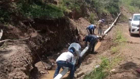 Autoriza Gobierno de Sinaloa nueva línea de agua potable para comunidades de Aguaruto