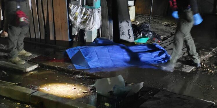 Muere joven tras ser atacado a balazos en Infonavit Barrancos