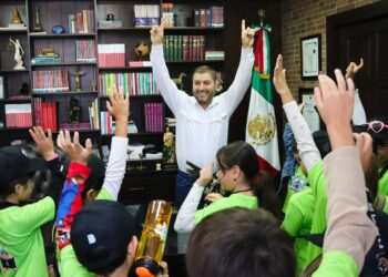 Con gran éxito transcurren los Cursos de Verano en Badiraguato; el alcalde José Paz López convive con las niñas y niños participantes