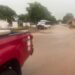 Reporte preliminar: Lluvias movilizan a Protección Civil y rescatan a 25 pasajeros en Culiacán