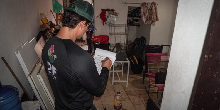 Ayuntamiento atiende a familias de Bachigualato, Barrancos y Rincón del Parque afectadas por las lluvias