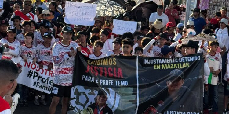 “Son inocentes, queremos que regresen”: esposa y madre de entrenadores detenidos en Mazatlán piden su liberación
