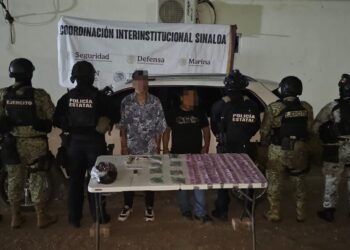En Mazatlán, Grupo Interinstitucional detiene a 3 civiles; asegura armas y dosis de presunto cristal