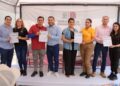 José Paz López entrega pólizas de seguro de vida y bono educativo a personal sindicalizado