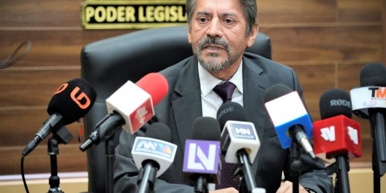 Rocha notificó al Congreso su regreso; no requiere autorización para retomar gubernatura: Jucopo