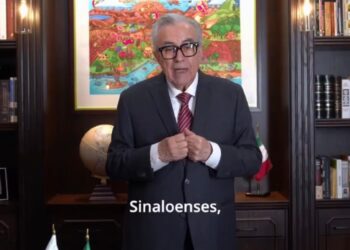 Rocha reaparece en redes: “Aquí estoy, vamos a seguir gobernando con firmeza”
