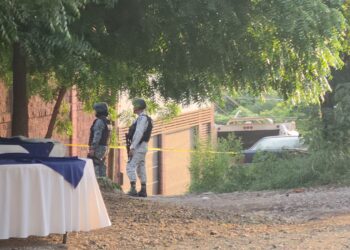 Tres personas, entre ellas un menor, resultan lesionadas durante ataque a tiros en Lomas de Tamazula