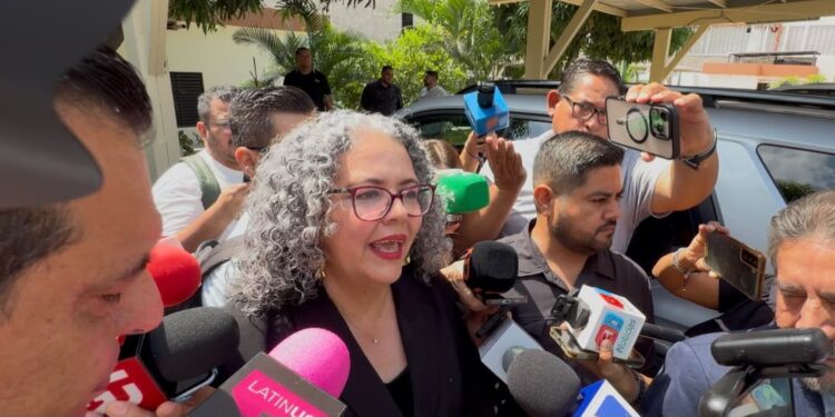 Graciela Domínguez promete una paz que se sienta en las calles al asumir gobierno de Sinaloa