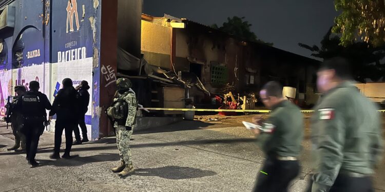 Hombre en situación de calle resulta herido a balazos cerca de la glorieta Cuauhtémoc