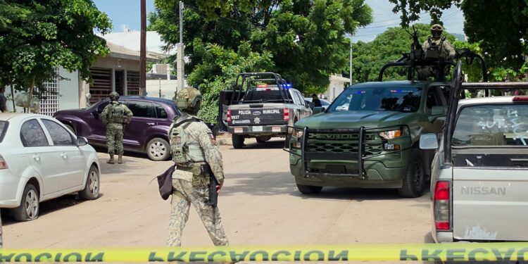 Asesinan a balazos a un hombre cuando llegaba a un domicilio en la colonia Antonio Toledo Corro