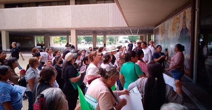 “No hemos parado”: Gobierno responde a quejas por recibos de luz y mantiene gestiones para el subsidio de la CFE